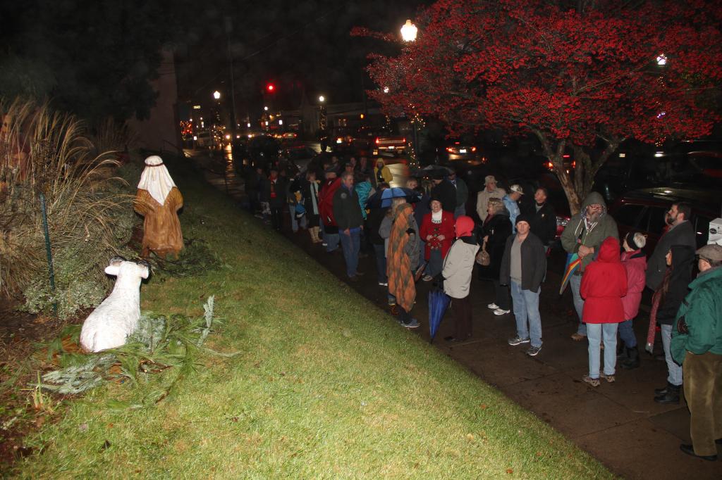 Photos: Nativity Procession in Bellevue - LINK nky