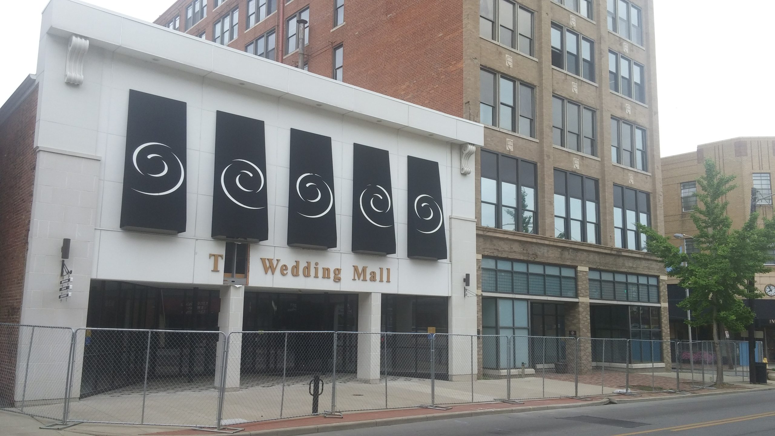 Revised Plans for Former Wedding Mall Facade Revealed at Covington UDRB