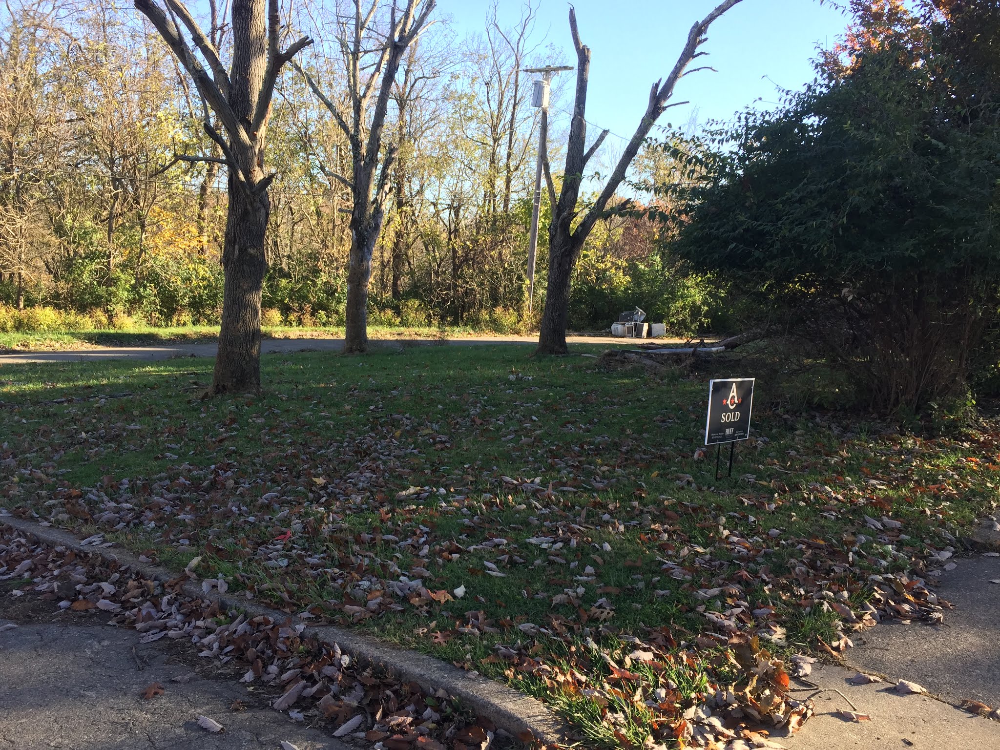 PHOTOS See Inside the Four Available Alexander Circle Homes LINK nky