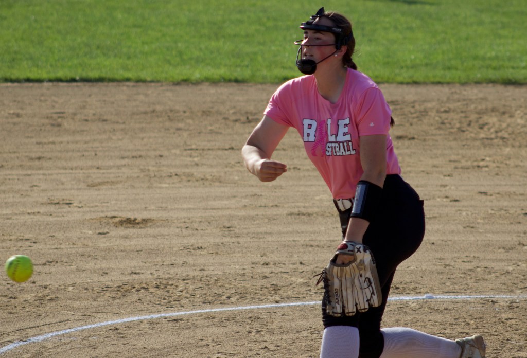 A 'Carly Day' Waters' two hits, outfield putout send Dixie Heights