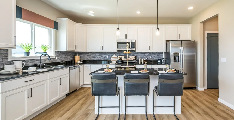 Fischer Homes announces sales at new Florence development