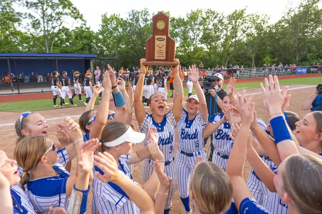 Record-breaking slugger Payton Brown has Highlands softball on the cusp of history